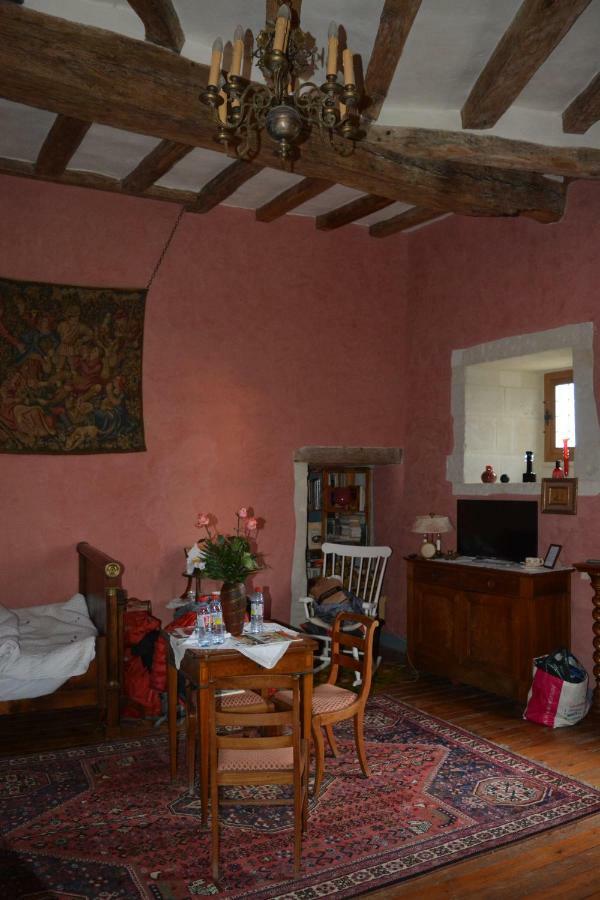 Bed and Breakfast Chateau De La Roche Martel Roiffe Экстерьер фото